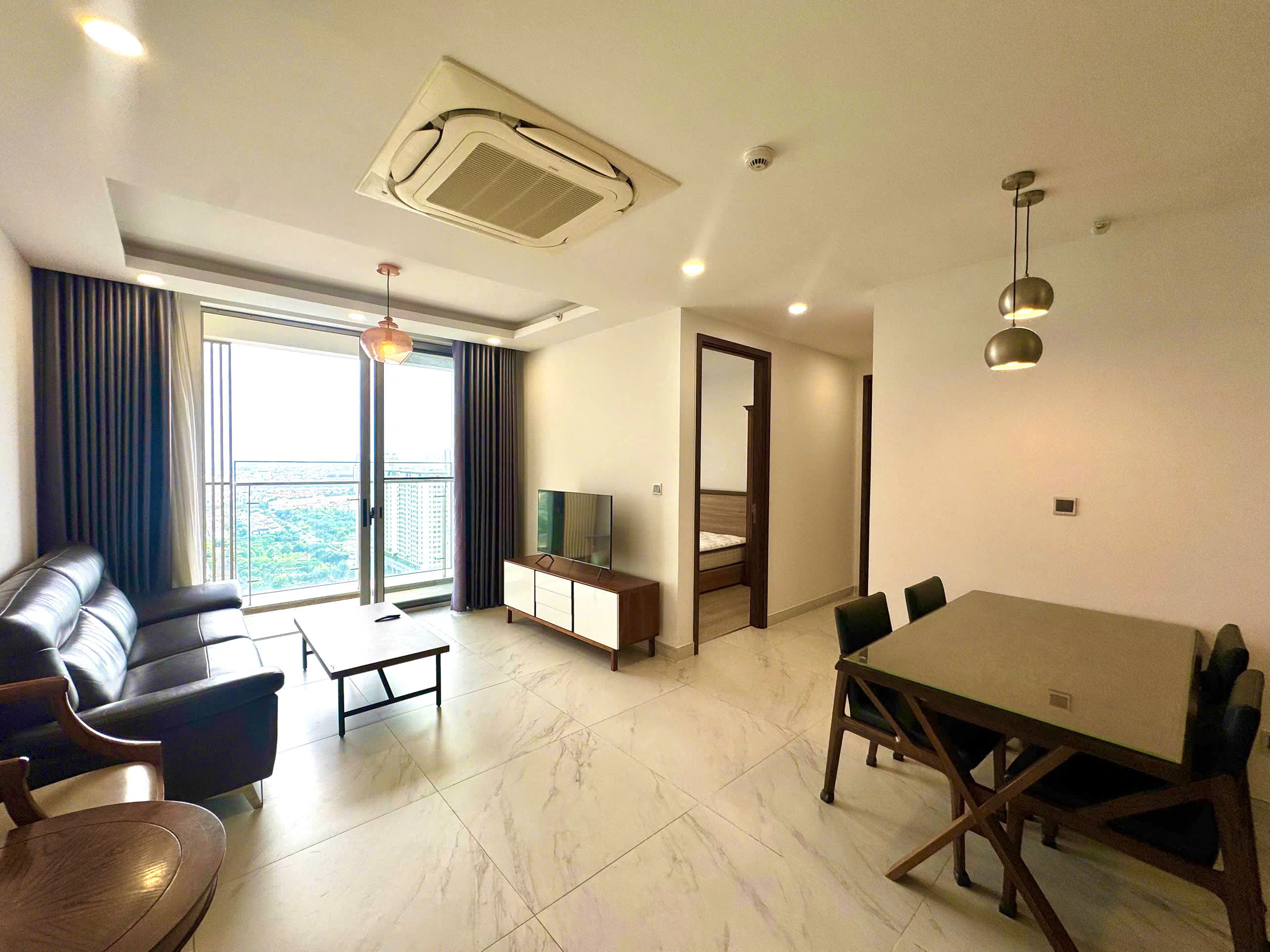 Căn Hộ 2PN – 82m² – View Biệt Thự, Full Nội Thất, Giá Tốt